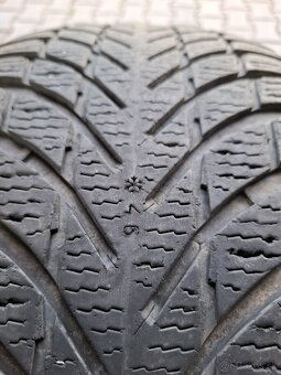 Nokian 265/60R18 - 12