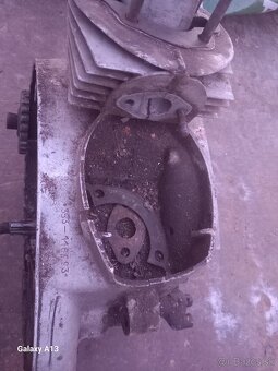 Predám Kártre (Bloky) motorov Jawa/Cz - 12