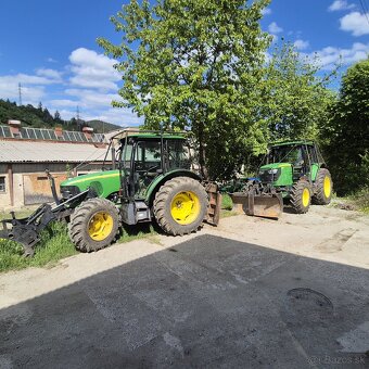 John Deere 5820 - 12