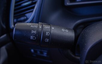 Mazda 3 2.2 Skyactiv-D150 Attraction Sedan - 12