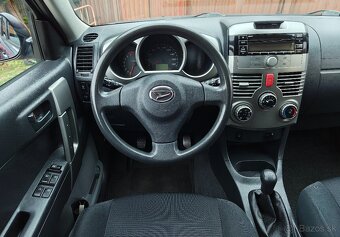 •DAIHATSU TERIOS 1.5i, 4x4, 77 kW, 5-st. manuál, r.v. 2006• - 12
