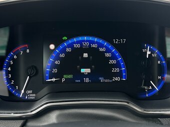 Toyota Corolla Combi 2.0 Hybrid E-CVT, r.v.: 2021 - 12