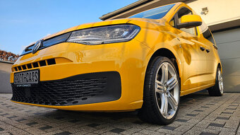 VW CADDY 2.0 TDI 4 Motion  R LINE  MOD 2022 - 12