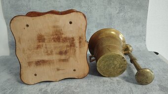 Mlynček na kavu + mosazny maziar - cena za oboji 58eur - 12