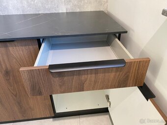 Kuchynská linka – SKLADOM - 12