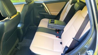 Toyota RAV4 hybrid Executive 4x4 - 12