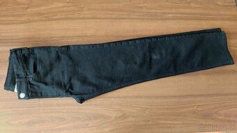 CHLAPČENSKÉ RIFLE - 12