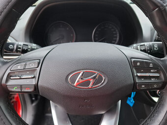 HYUNDAI i30 1,6 CRDi r.v. 2018 - 12