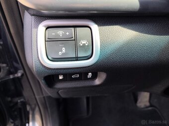 Kia Optima Hybrid - 12