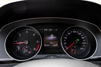 Volkswagen Passat Variant 2.0 TDI 110kW DSG - 12