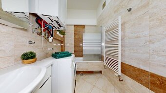 Aj investične na Airbnb, 3-izbový byt na pešej zóne, v srdci - 12