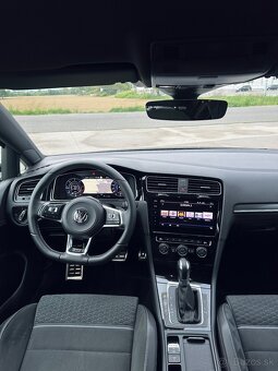 VW Golf VII GTD variant 2.0 TDI DSG - 12