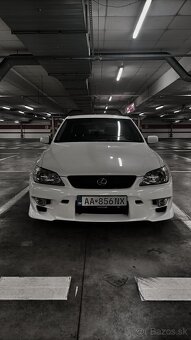 Lexus IS200 - 12