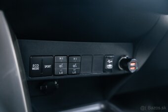 Toyota RAV4 2.2 D-CAT AT 4WD - 12