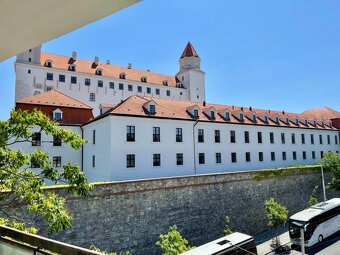 Na prenájom 2-i byt s výhľadom na Bratislavský hrad, Staré M - 12