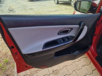 KIA Ceed SW 1.6 CRDi VGT 136k Automat Platinum (diesel) - 12