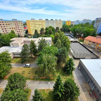 3i, Tri Hôrky, 79m2 + loggia, čiastočná rekonštrukcia - 12