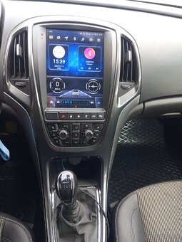 Opel Astra J combi - 12