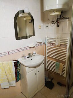 Rodinný dom v obci Hraň pri Trebišove - 12