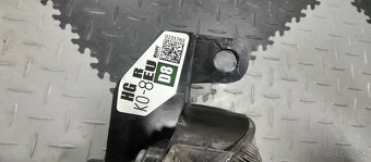 Toyota Yaris IV 4 (XP210) 2020 - svetlo lampa LED svetlomet - 12