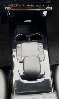 Predám Mercedes-Benz A trieda 250 e /T - 12