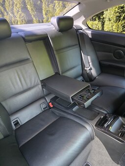 BMW e92 325i (11/2006, N52, 2.5L) - 12