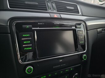 Škoda Superb combi 1.8 TSI - 12