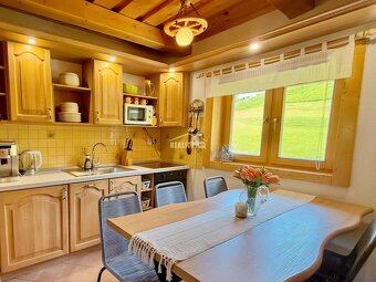 Investičná chata v Zázrivej s vlastnými vlekmi - EXKLUZÍVNE - 12