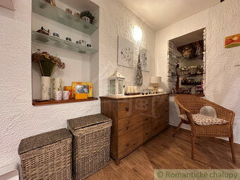 Samota v lese priamo v obci Semerovo Unikátny domček na k - 12