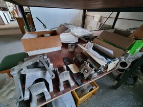 Autosúčiastky - Náhradné diely - 12