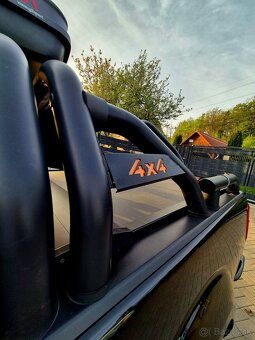 Nissan Navara DoubleCab 2.5 dCi LE A/T - 12