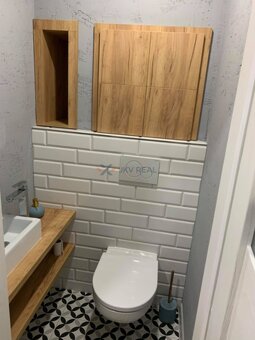 Dizajnový 2-izbový byt so šatníkom a balkónom PRIEVIDZA- Sta - 12