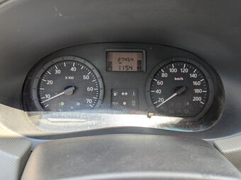 DACIA LOGAN 1.4 MPI 27400 km Slovenske - 12