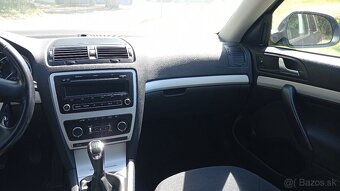 Škoda Octavia, 1,2 TSi 77KW Klima, Serviska - 12