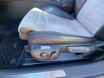 VW passat B8 2.0 tdi 140kw dsg 4x4 hightline 2017 - 12