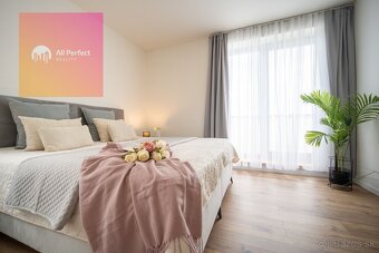 NADŠTANDARDNÉ BÝVANIE V NITRE – 5-IZBOVÝ DOM S DVOJGARÁŽOU,  - 12