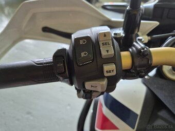 HONDA Africa Twin 1000 DCT - 12
