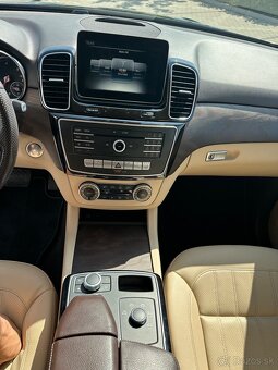 Mercedes-Benz GLE 350d 4Matic - 12