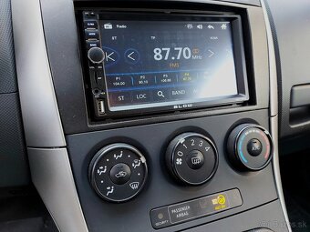 Toyota Auris 1.6 benzín - 12