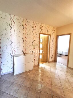 Na predaj: Priestranný 3-izbový byt v Novom Meste nad Váhom - 12