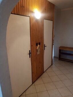 Trojizbový byt Liptovský Mikuláš, sídlisko Podbreziny - 12