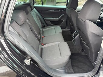Škoda Octavia Combi 2.0 TDI  Style DSG - 12