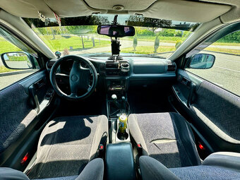 Opel Frontera B 2.2i - 12