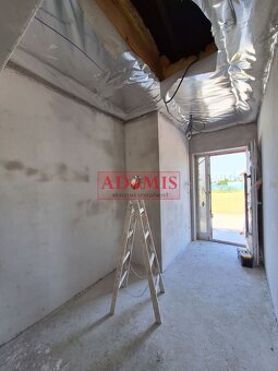 Predáme 5izbový tehlový bungalov Ruskov 126m2, pozemok 620m2 - 12