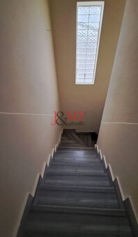 Stavba 122 m2 a drevená chata, pozemok 2.600 m2, Levice (SM- - 12