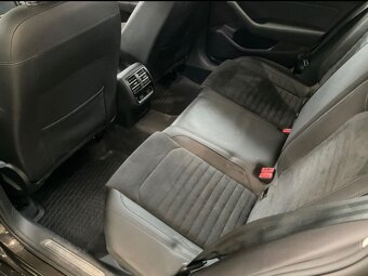 VW Passat B8 Variant 2.0 TDI 110Kw Dsg Led Virtual HIGHLINE - 12