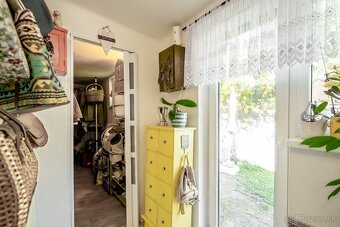 Pokoj vidieka, výhody mesta – Rodinný dom v Novej Bani na pr - 12