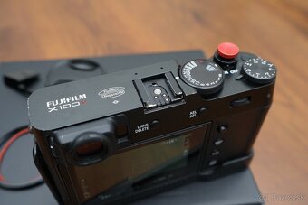 Fujifilm X100V - 12