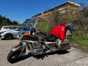 Honda goldwing 1200 - 12