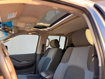 Nissan Navara 2.5 Double Cab - 12